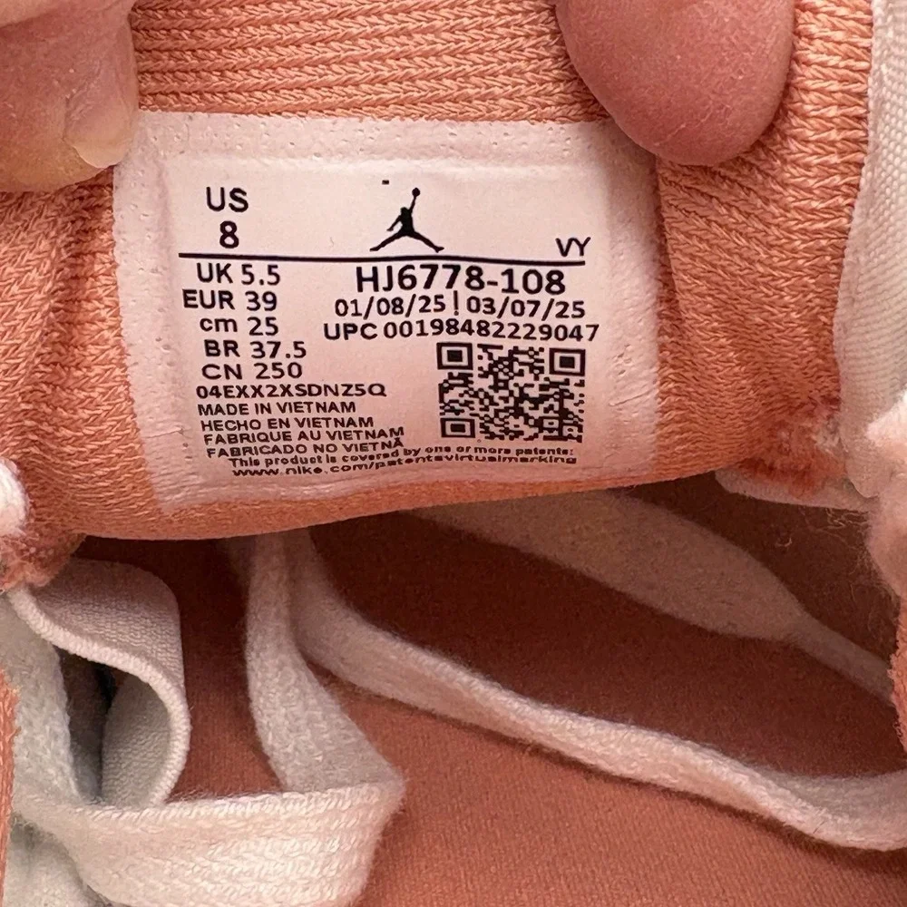 Nike Women's 8 Jordan CMFT Era Light Madder Root Casual Shoes HJ6778-108‎